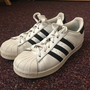 Adidas superstar